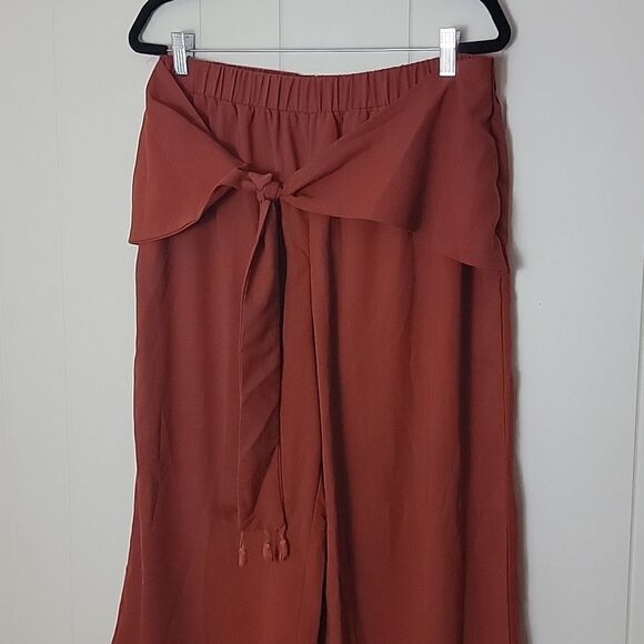 Rust crop pant   - Picture 2 of 3